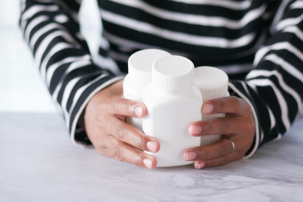 Co zamiast probiotyku przy antybiotyku warto stosować?